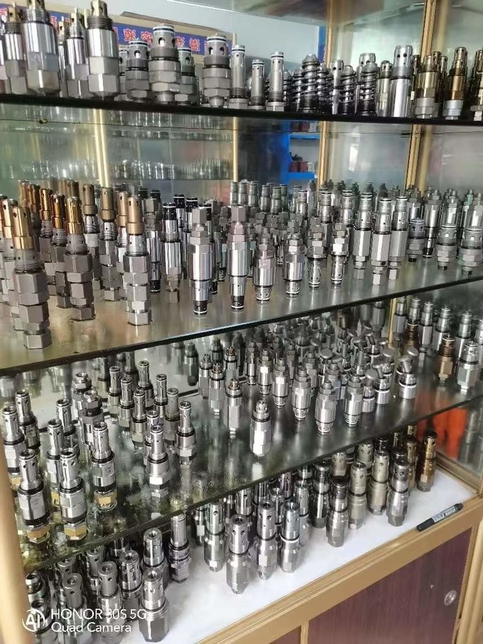 Chiny Guangzhou Gangwo Engineering Machinery Parts Department profil firmy